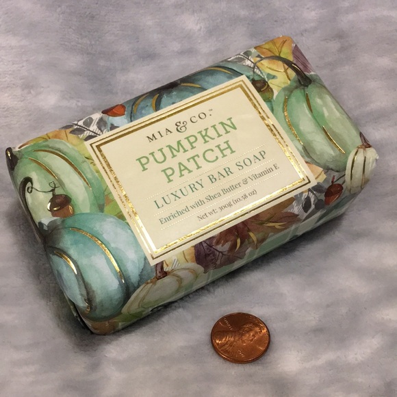 Mia & Co Scented Pumpkin Patch Luxury Soap Bar shea butter vitamin E 10.58oz NWT - Picture 11 of 13